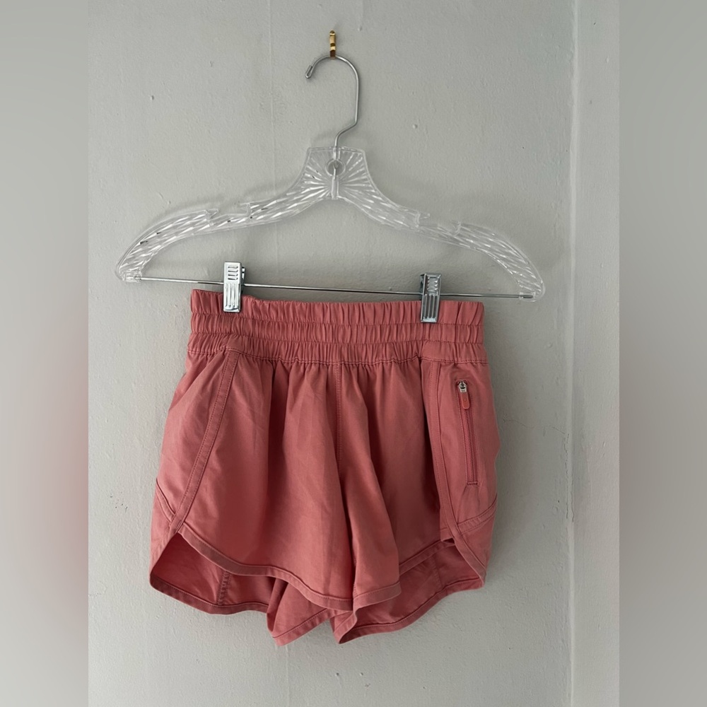 Lululemon Track That Shorts - Size 4